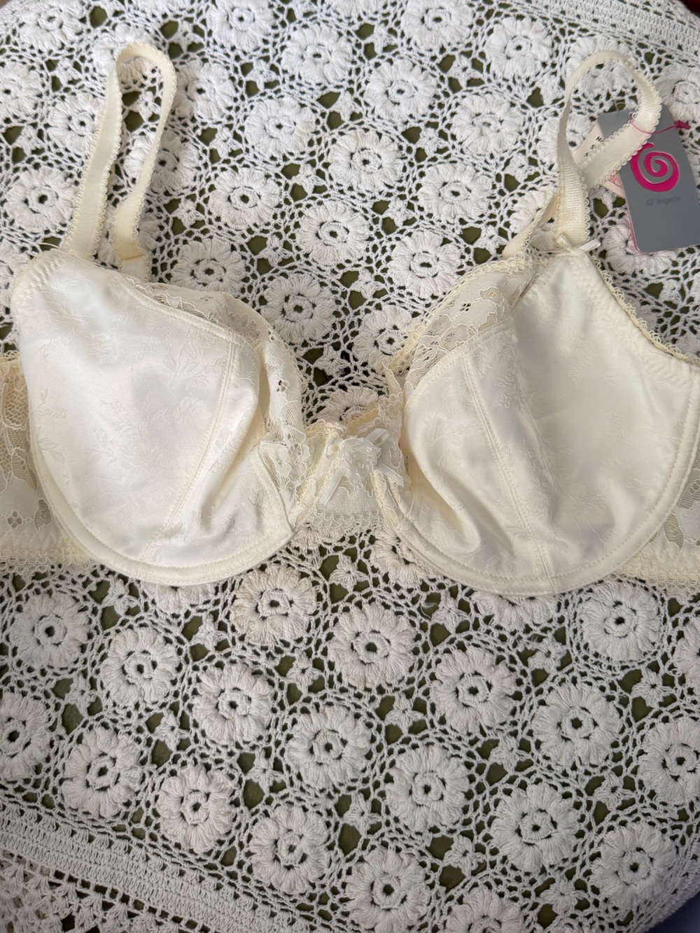 O’ Lingerie Underwire Lace Bra in Ivory Whitney 40C - Picture 10 of 12